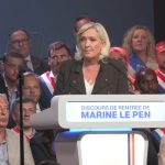 Marine Le Pen veut conditionner les logements sociaux à la nationalité française