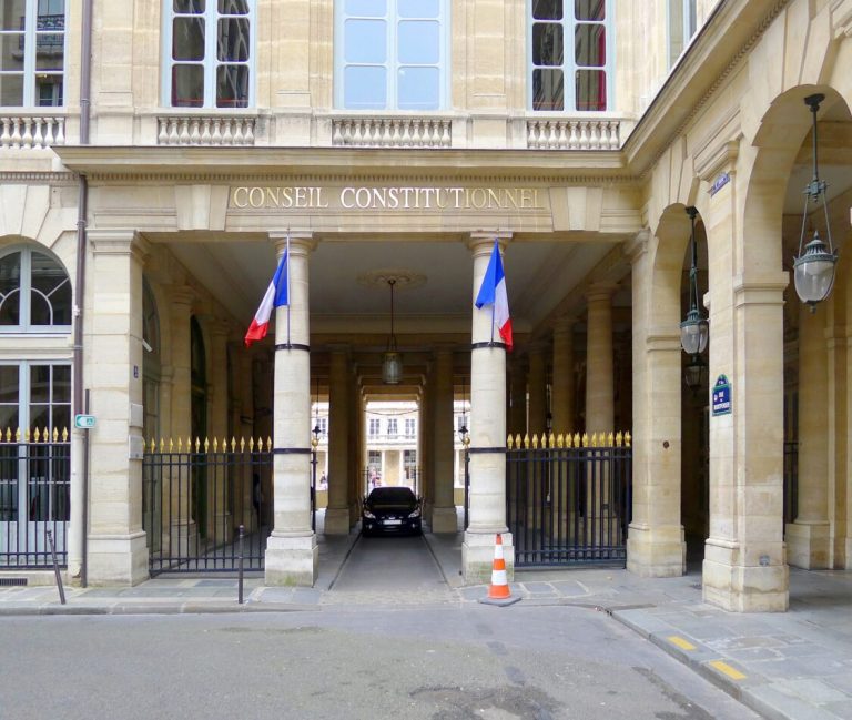 Conseil constitutionnel et son rôle crucial dans la démocratie française