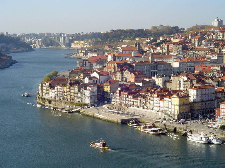 Porto_Ribeira_Paula _Santos_cc_wikipedia